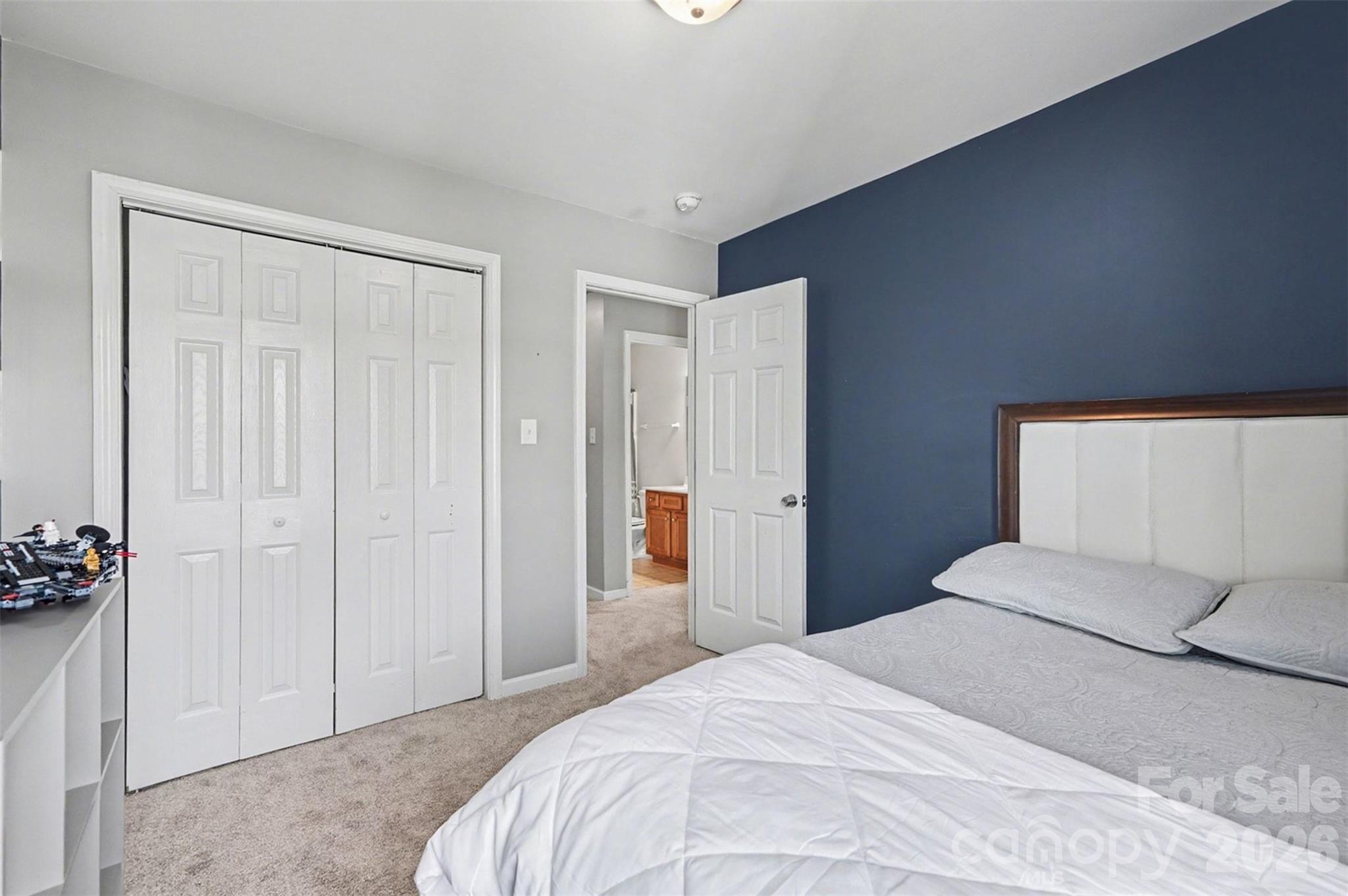 255 19th Avenue SE Hickory NC 28602