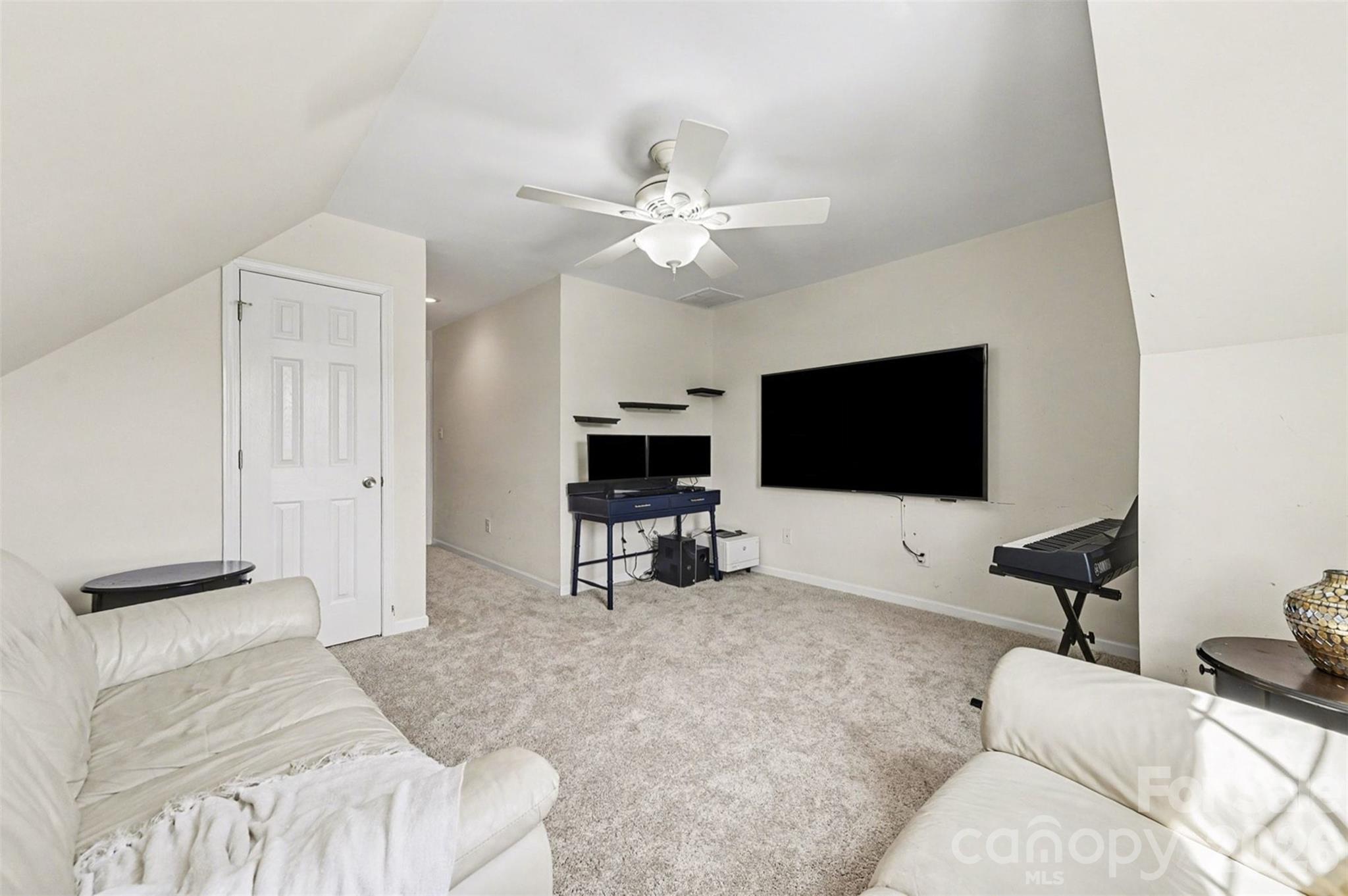 255 19th Avenue SE Hickory NC 28602