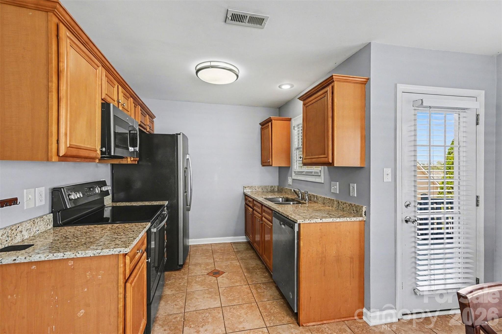255 19th Avenue SE Hickory NC 28602