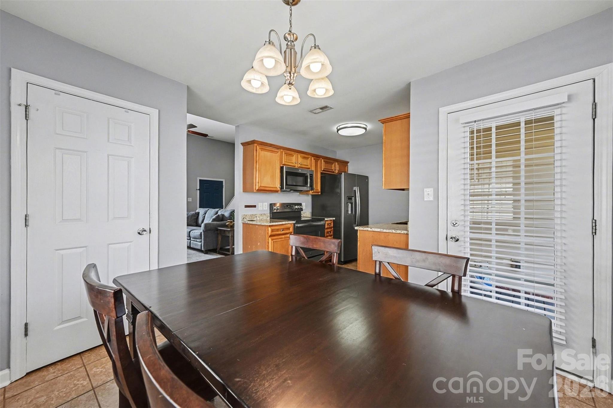 255 19th Avenue SE Hickory NC 28602