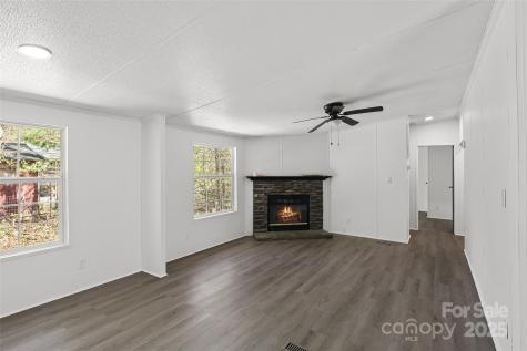 5 Concord Knoll Lane Asheville NC 28803