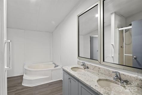 5 Concord Knoll Lane Asheville NC 28803