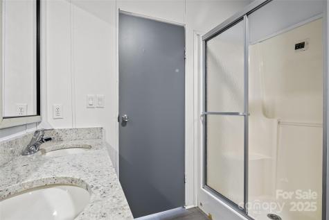 5 Concord Knoll Lane Asheville NC 28803