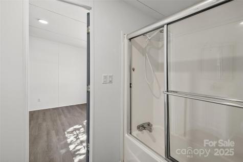 5 Concord Knoll Lane Asheville NC 28803