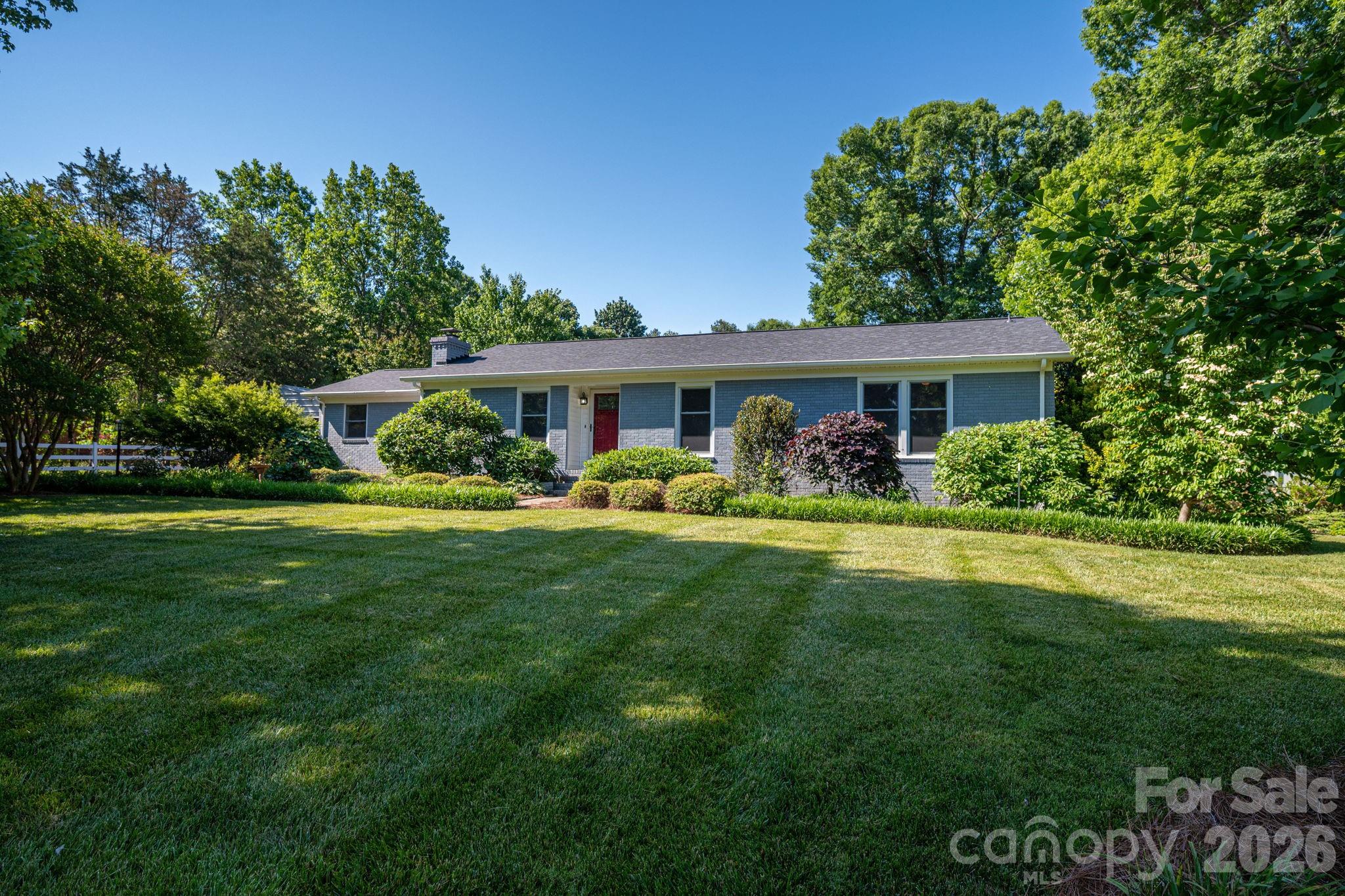 305 Heather Lane Mount Holly NC 28120