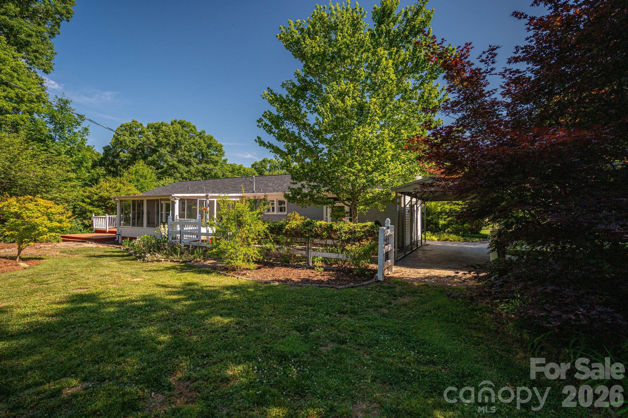 305 Heather Lane Mount Holly NC 28120