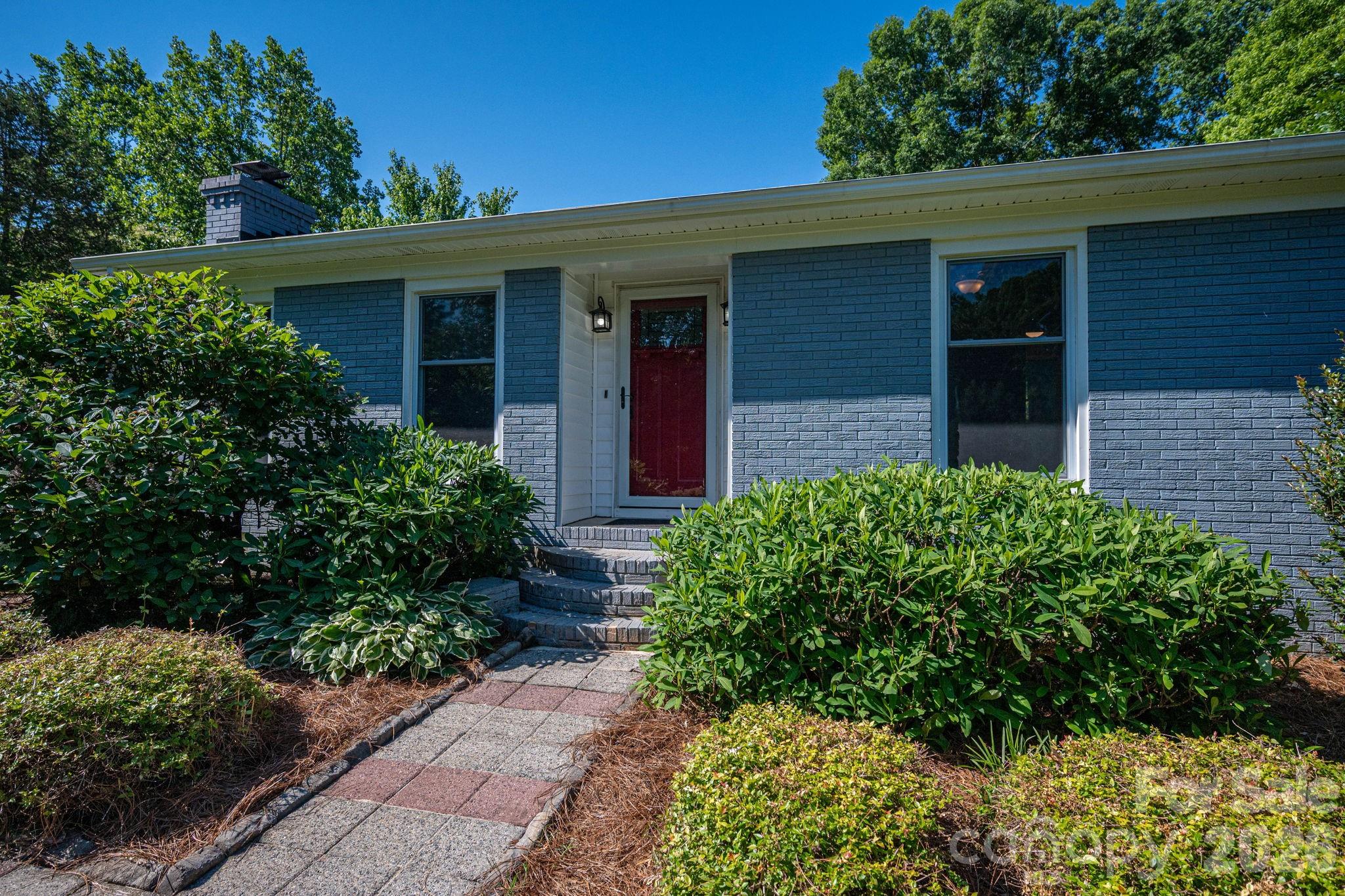 305 Heather Lane Mount Holly NC 28120