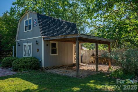 305 Heather Lane Mount Holly NC 28120