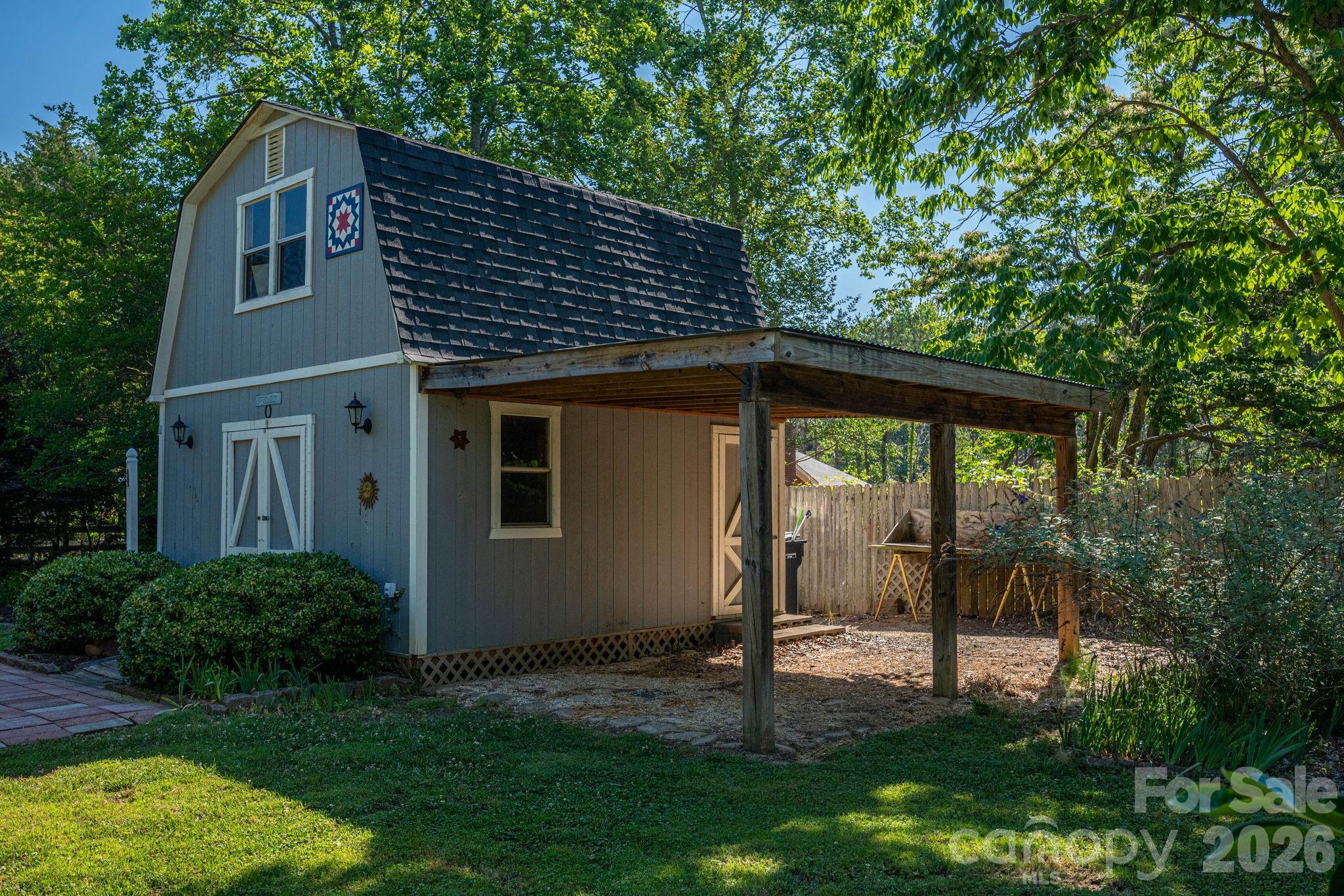 305 Heather Lane Mount Holly NC 28120