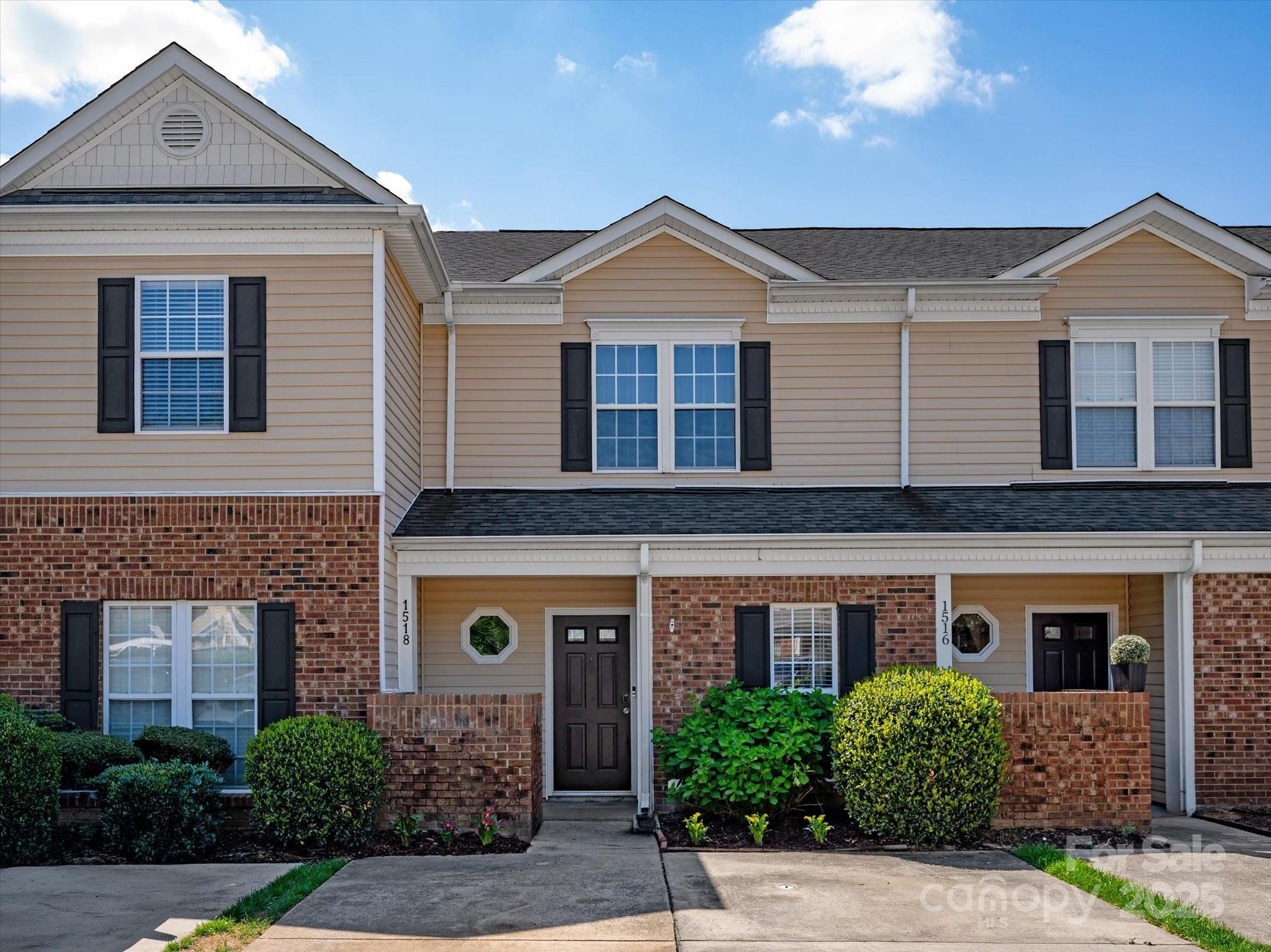 1518 Sylvia Court Charlotte NC 28205