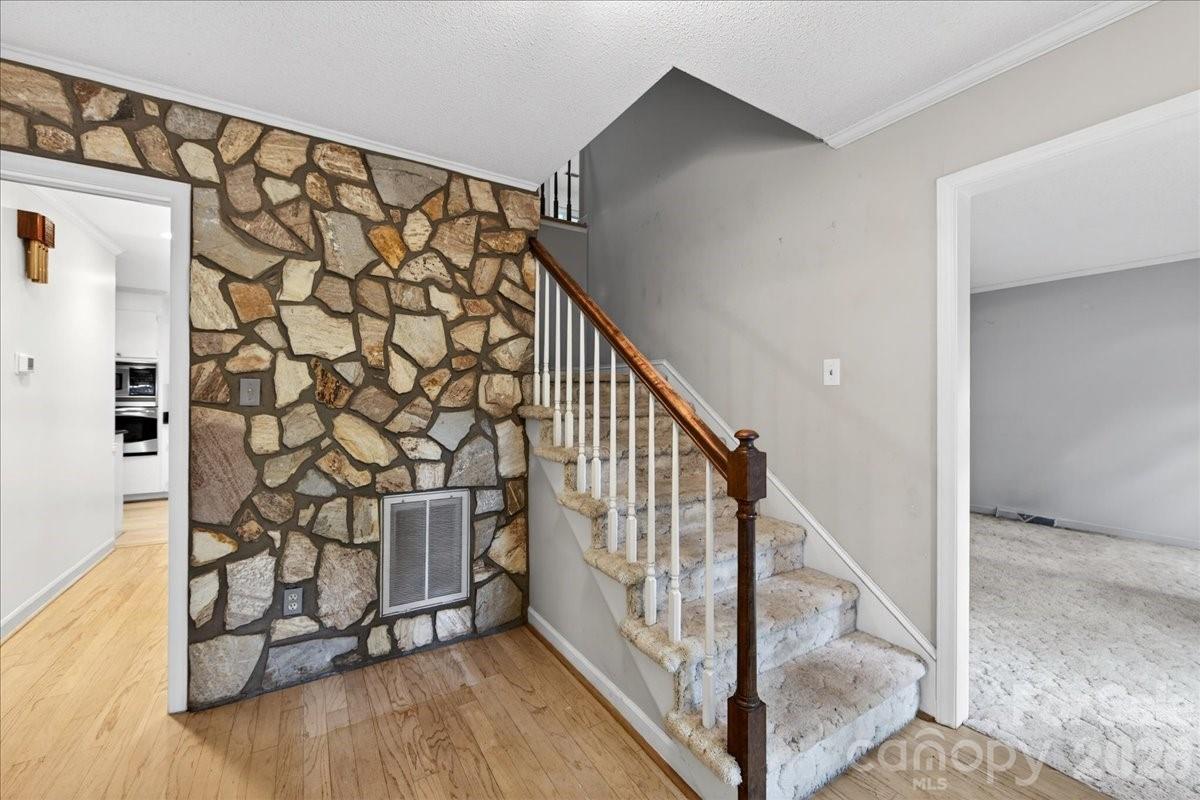 7300 Quail Hill Road Charlotte NC 28210