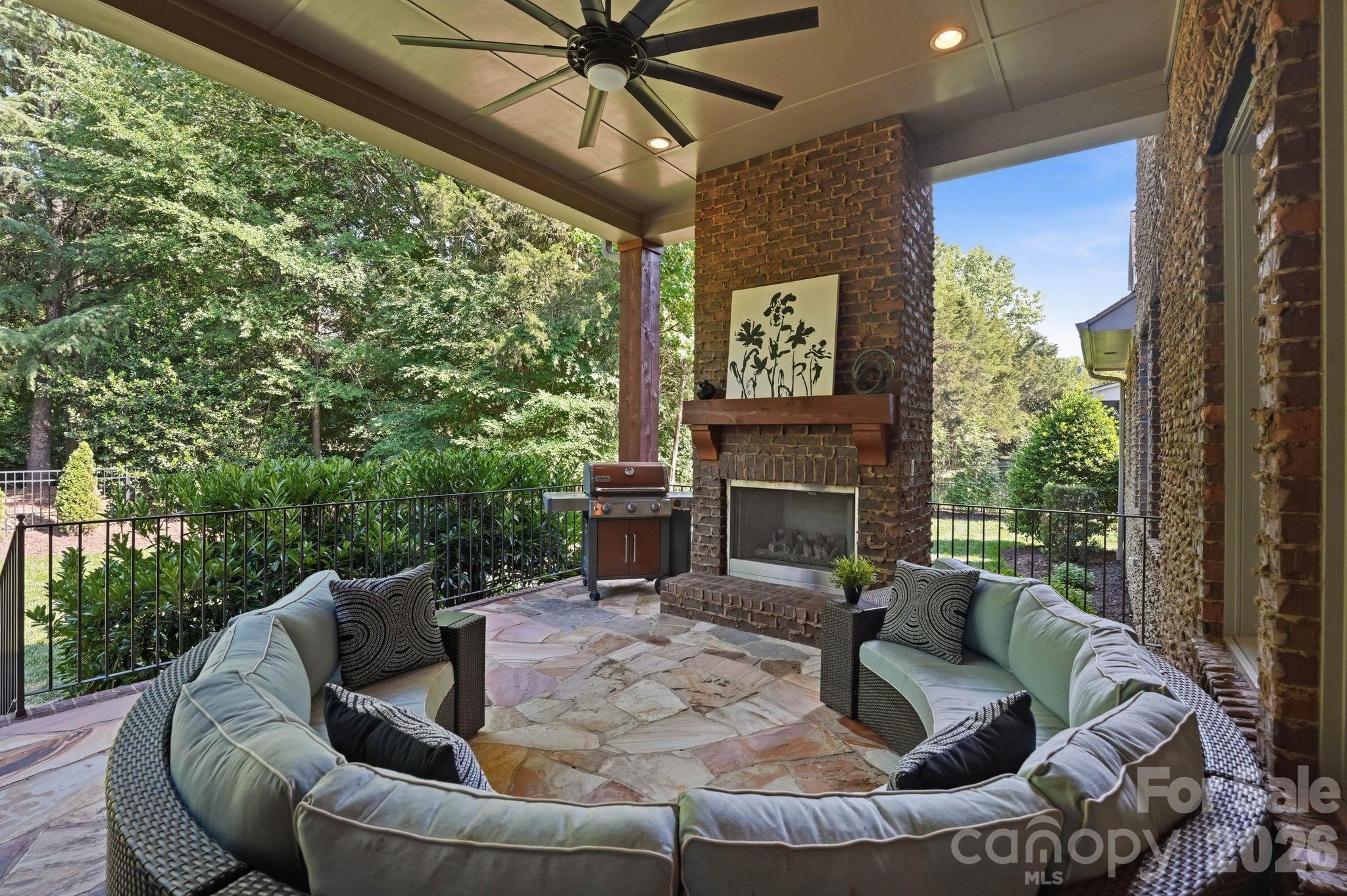 221 Glenmoor Drive Waxhaw NC 28173