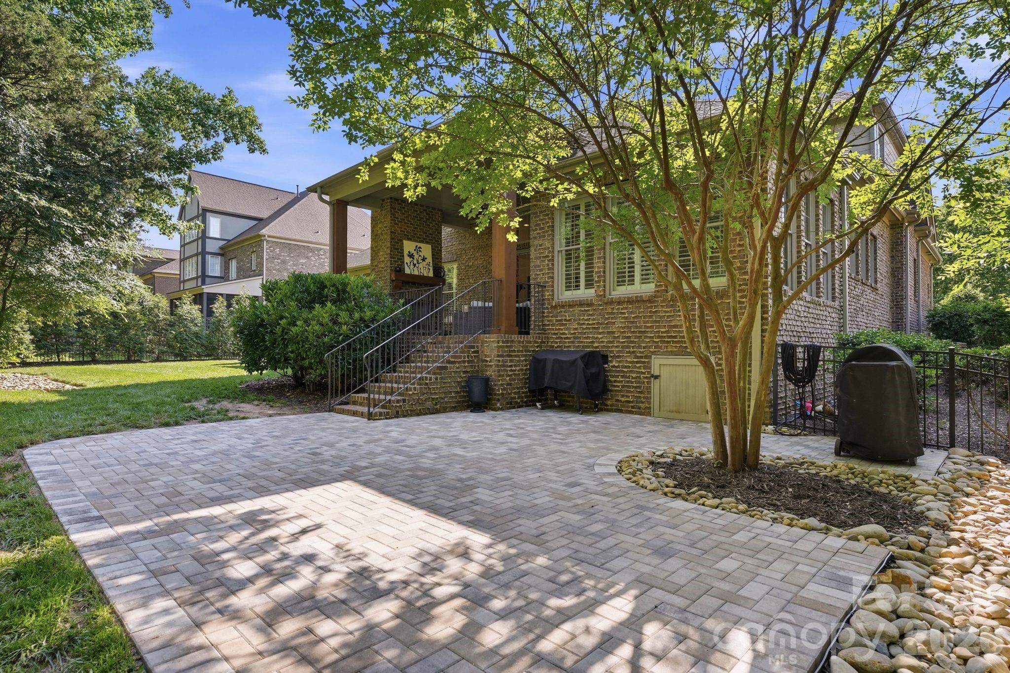 221 Glenmoor Drive Waxhaw NC 28173