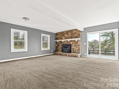 15 Woodbine Road Asheville NC 28804
