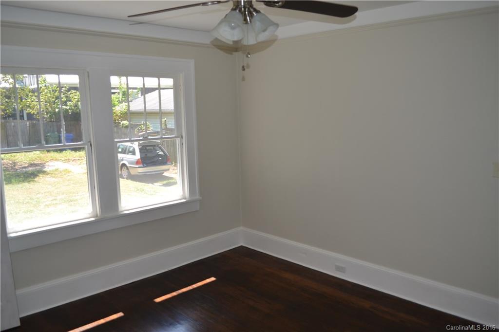 16 Tryon Street Asheville NC 28806