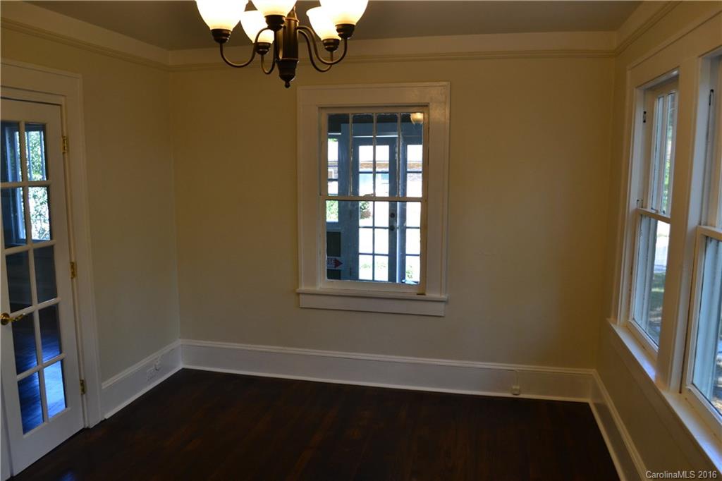 16 Tryon Street Asheville NC 28806
