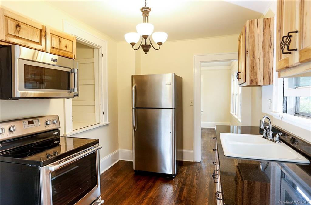 16 Tryon Street Asheville NC 28806