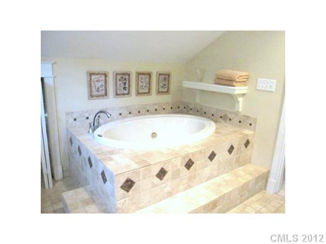 2004 Belvedere Avenue Charlotte NC 28205