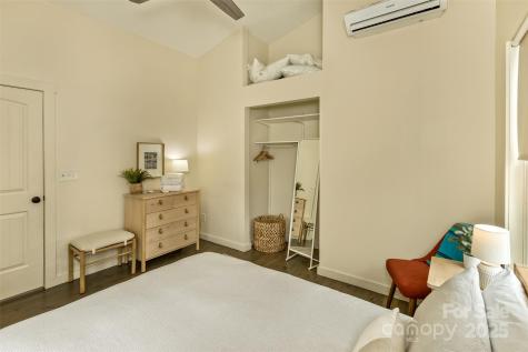 105 Annies Ridge Road Asheville NC 28804