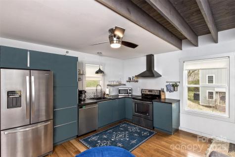 105 Annies Ridge Road Asheville NC 28804