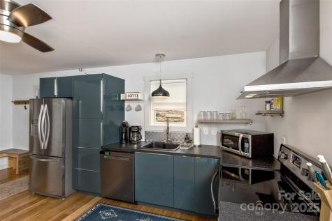 105 Annies Ridge Road Asheville NC 28804