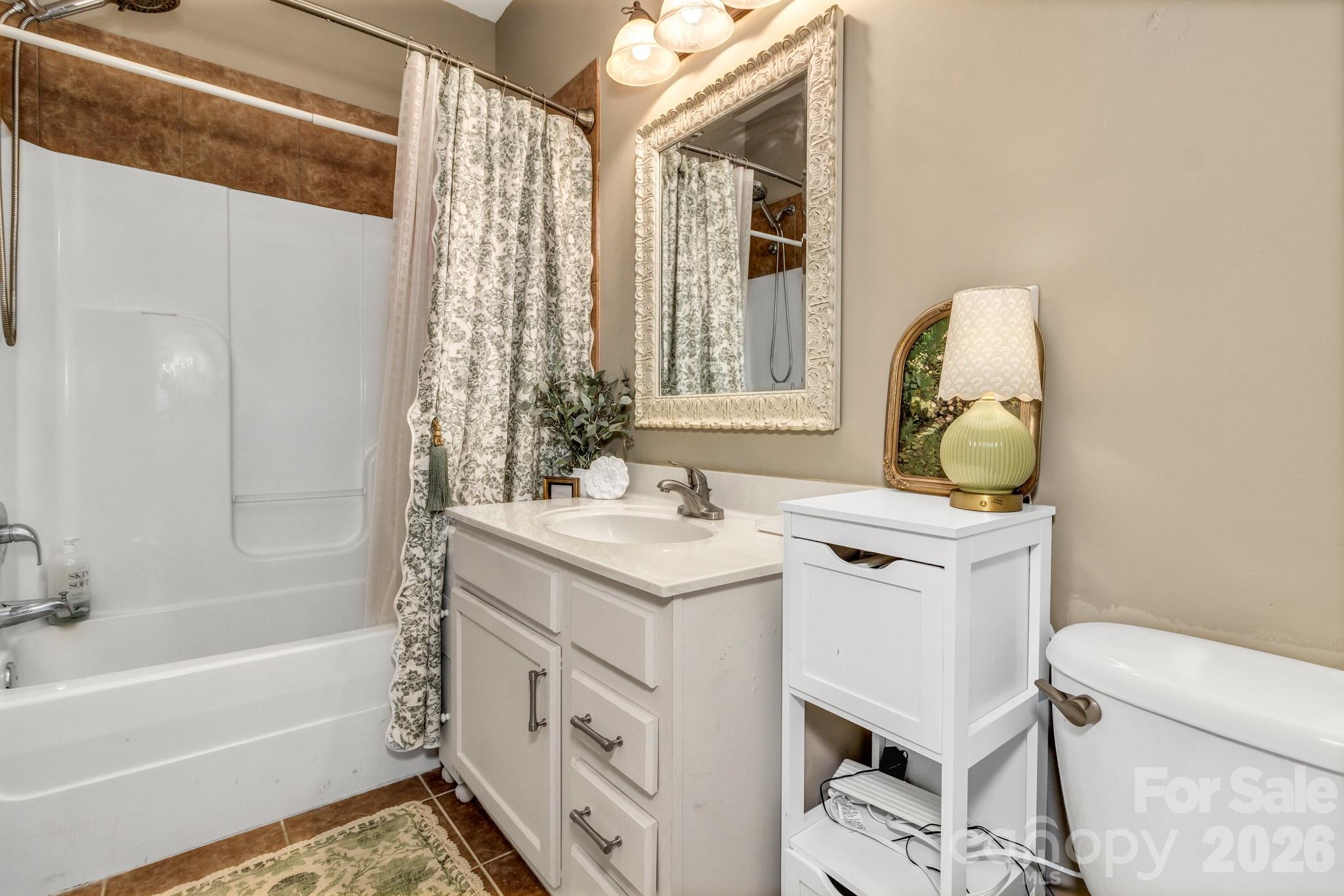 25 Union Chapel Road Weaverville NC 28787