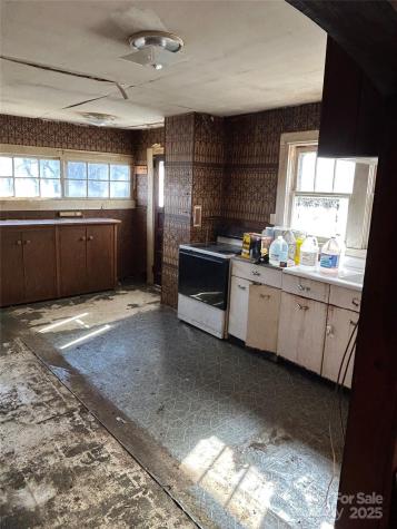 39 Rocky Ridge Road Asheville NC 28806