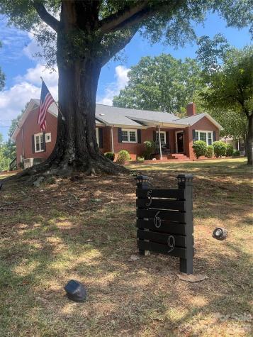 569 Great Falls Highway Chester SC 29706