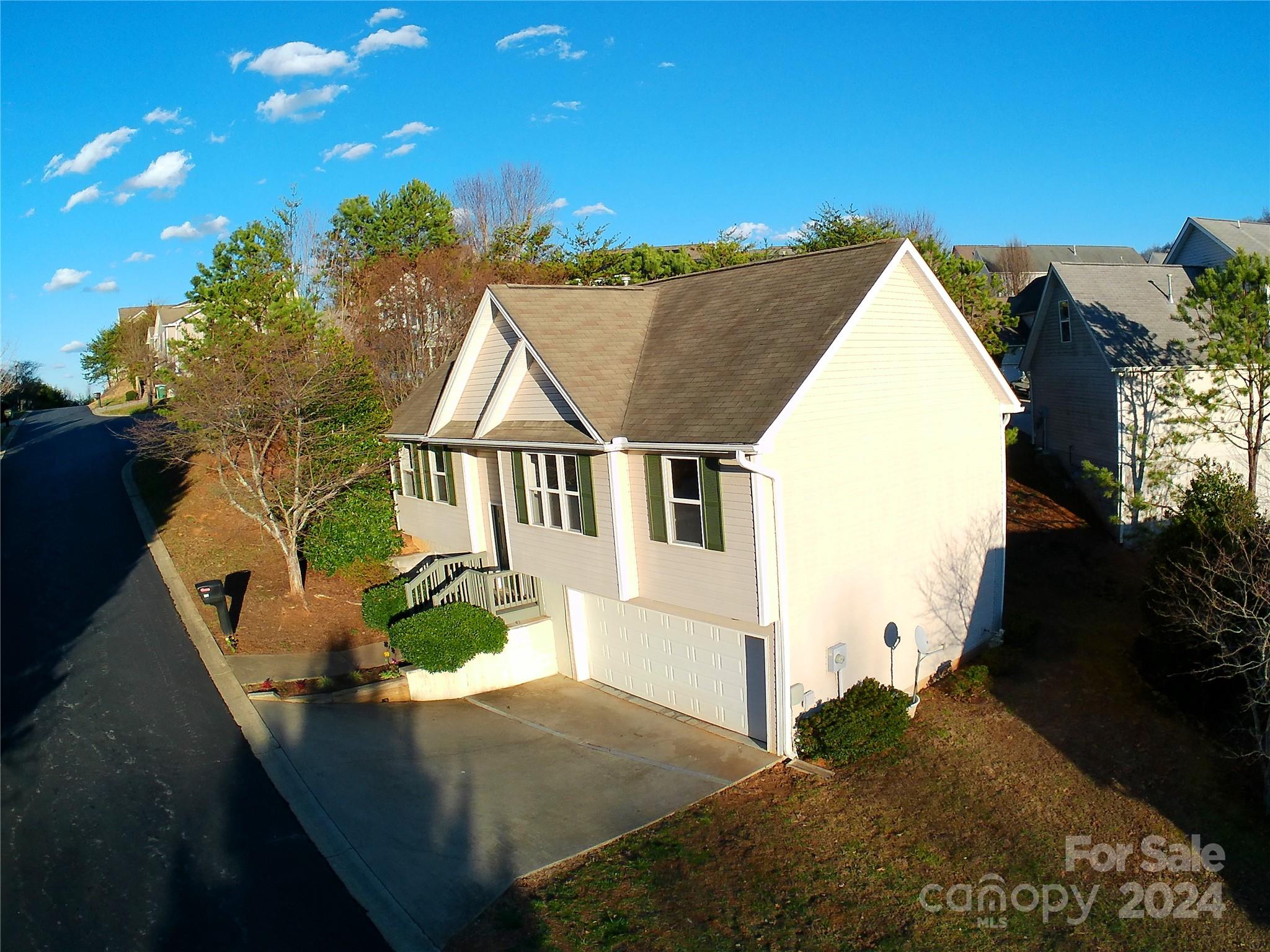 106 Paper Birch Avenue Asheville NC 28806
