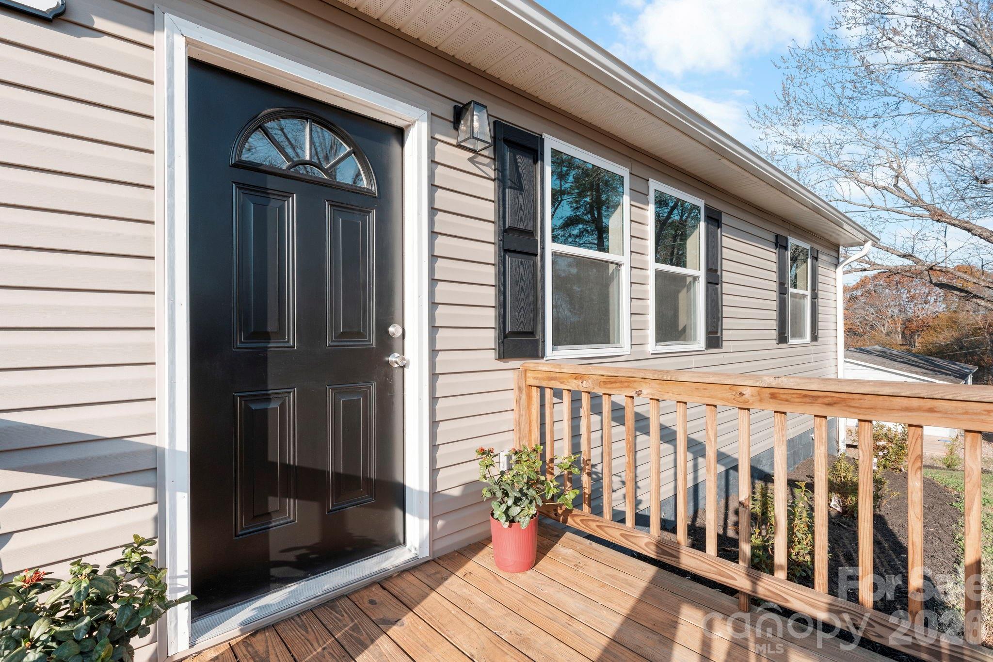 4647 16th Street Drive NE Hickory NC 28601