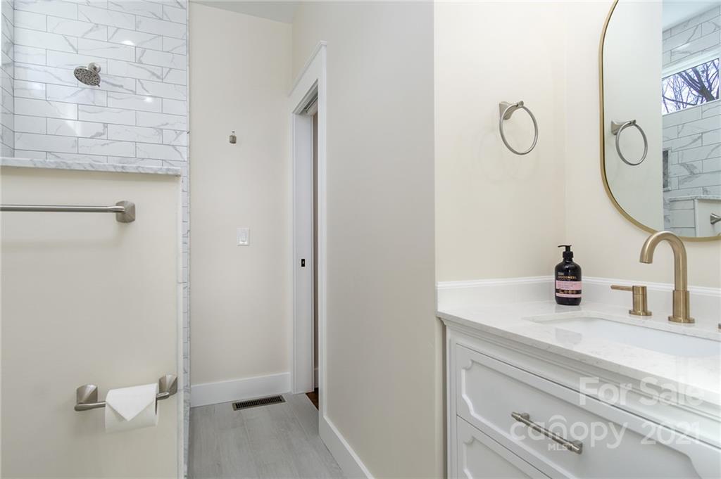 7 Cornelia Street Asheville NC 28801