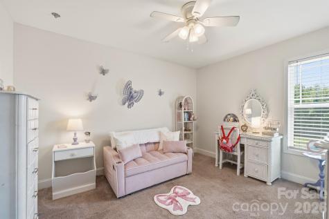 3923 Ritchie Road Lincolnton NC 28092