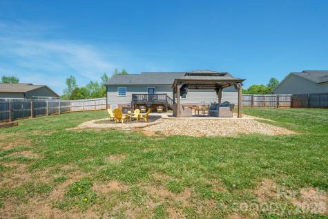 3923 Ritchie Road Lincolnton NC 28092