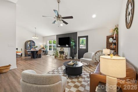 3923 Ritchie Road Lincolnton NC 28092