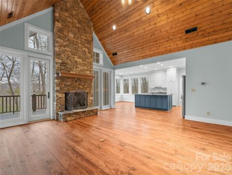 472 Cardinal Road Brevard NC 28712