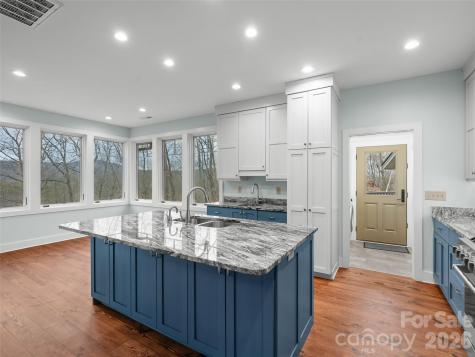 472 Cardinal Road Brevard NC 28712