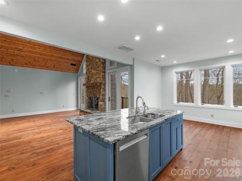 472 Cardinal Road Brevard NC 28712