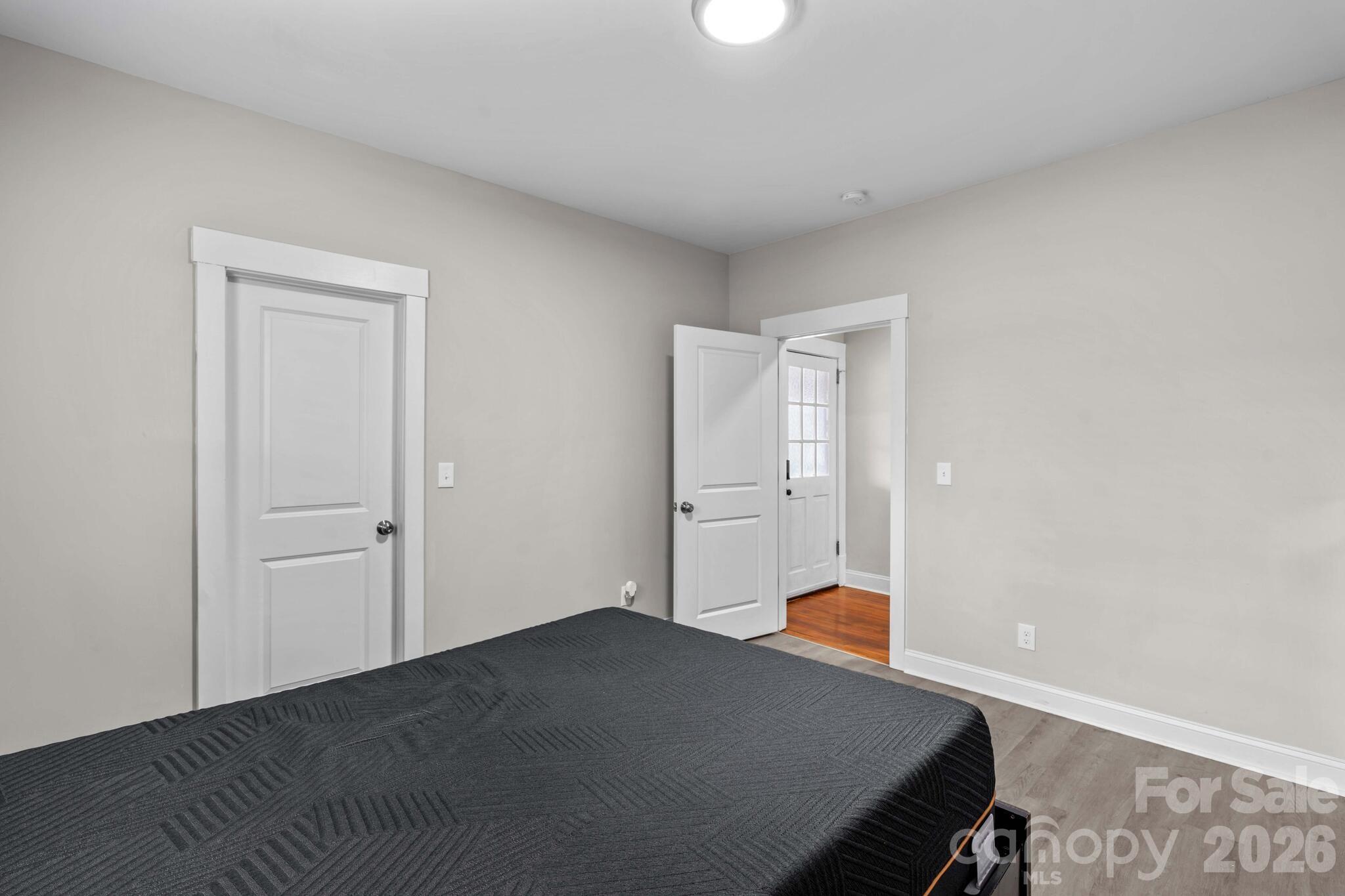 705 W 5th Avenue Lexington NC 27292