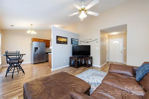 11015 Olde English Drive Charlotte NC 28216
