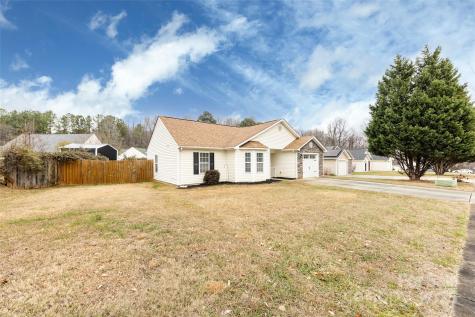 11015 Olde English Drive Charlotte NC 28216