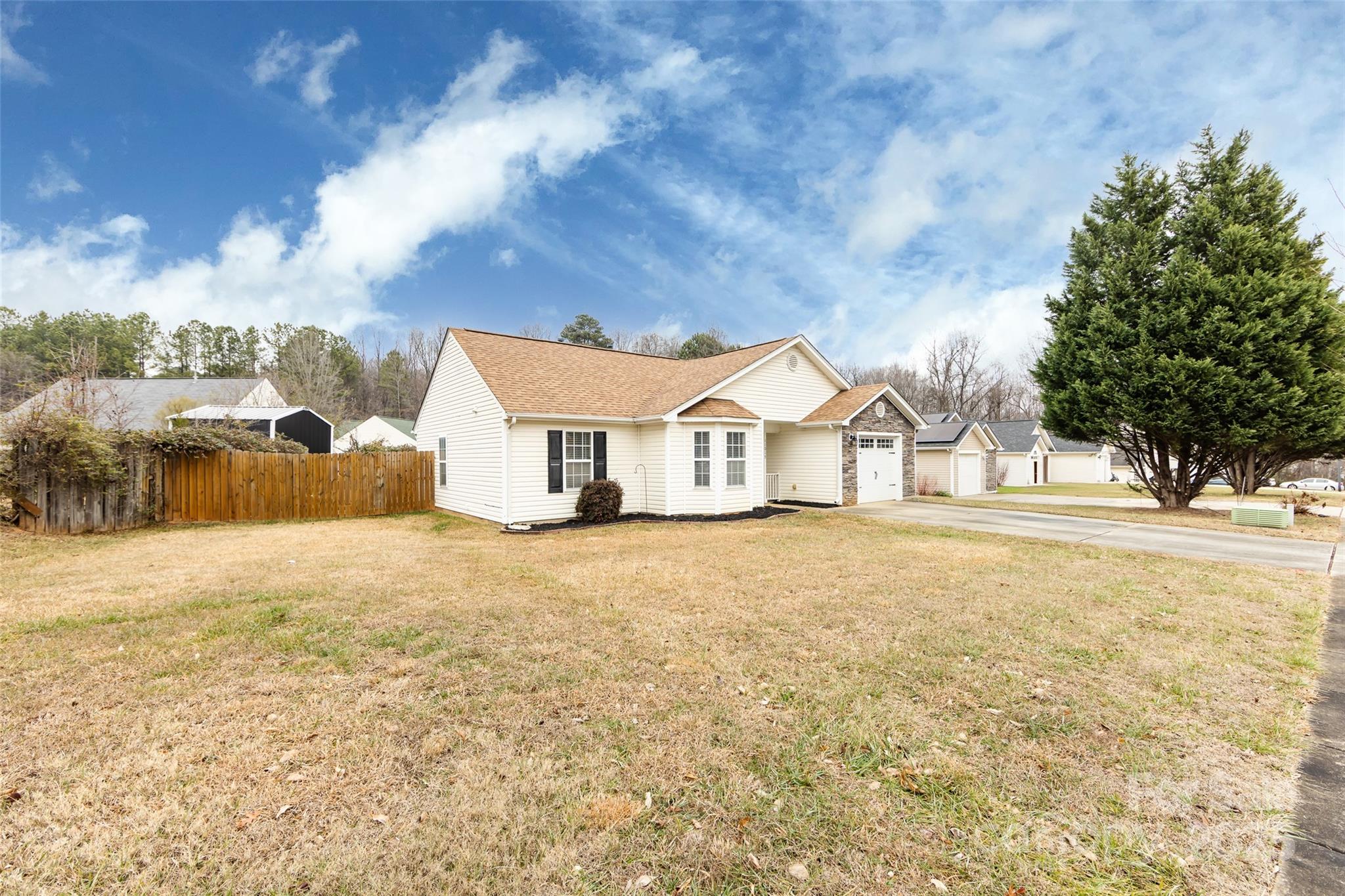 11015 Olde English Drive Charlotte NC 28216