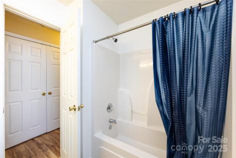 11015 Olde English Drive Charlotte NC 28216