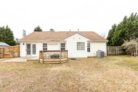 11015 Olde English Drive Charlotte NC 28216