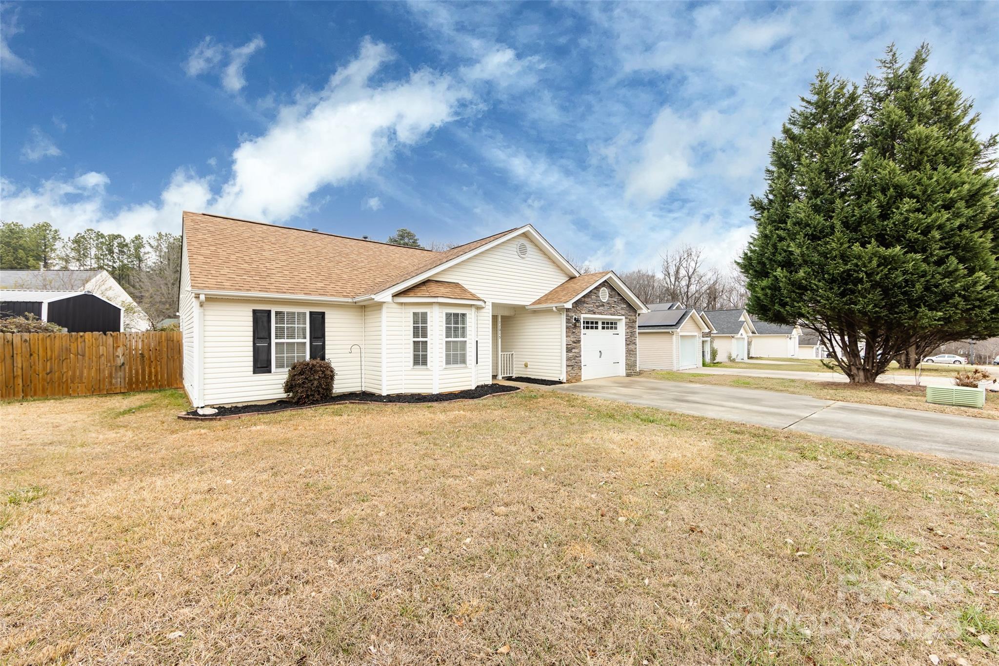 11015 Olde English Drive Charlotte NC 28216