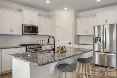 574 Fox Cove Road Hendersonville NC 28792