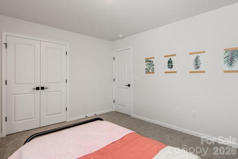 574 Fox Cove Road Hendersonville NC 28792