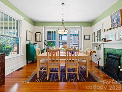 26 Unadilla Alley Asheville NC 28803