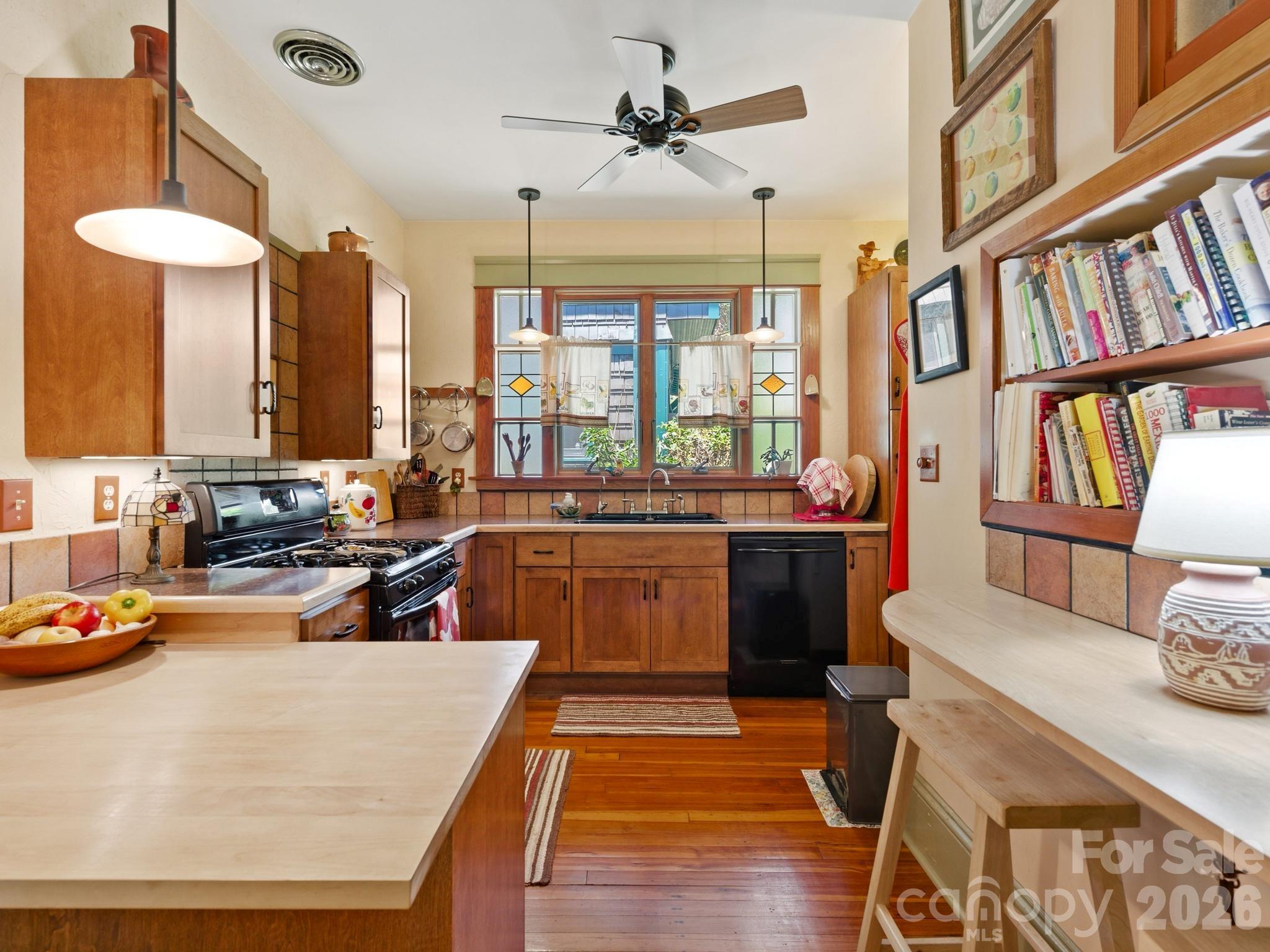 26 Unadilla Alley Asheville NC 28803