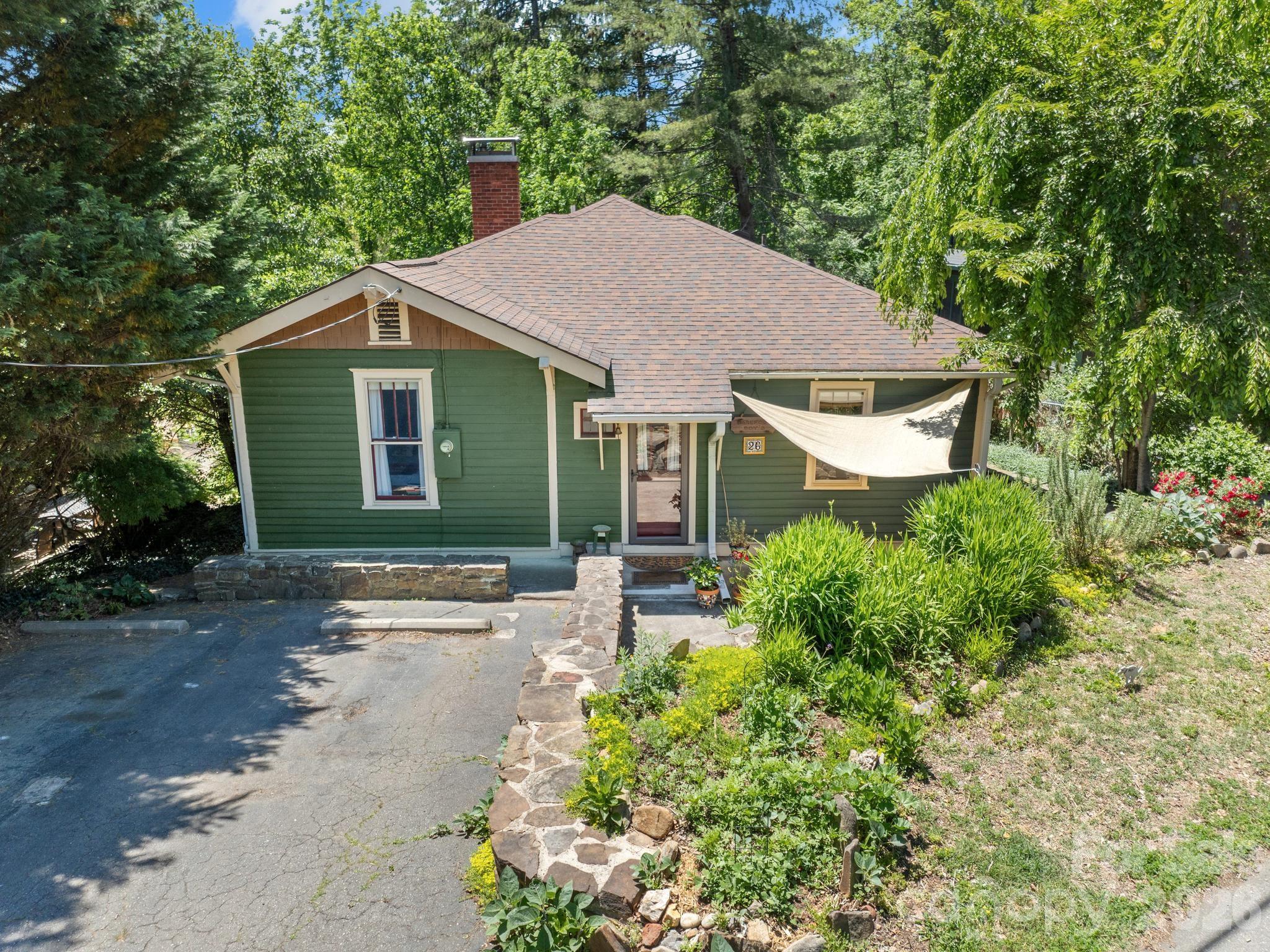 26 Unadilla Alley Asheville NC 28803
