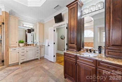 5511 Carmel Road Charlotte NC 28226
